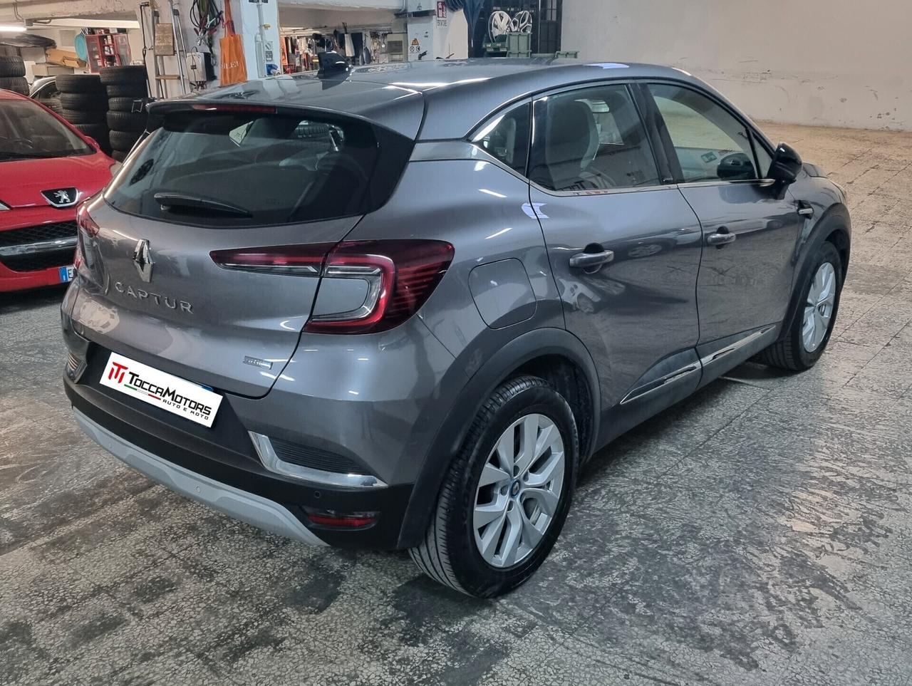 Renault Captur Plug-in Hybrid E-Tech 160 CV Intens IVA ESPOSTA