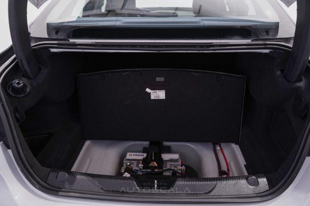 JAGUAR XE 2.0 D Turbo 180cv Aut. *SOLO X COMMERCIANTI*