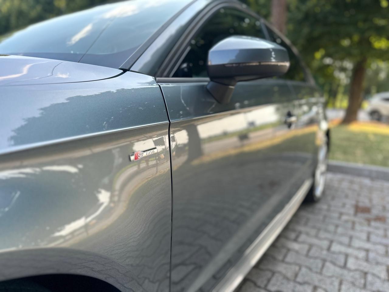 Audi A3 2.0 TDI 184 CV S tronic Sport quattro edition S Line
