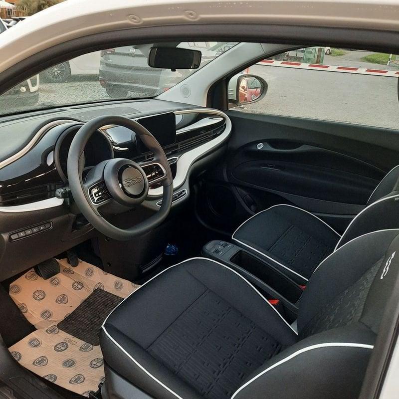 FIAT 500 Action Berlina 190 24 KWH