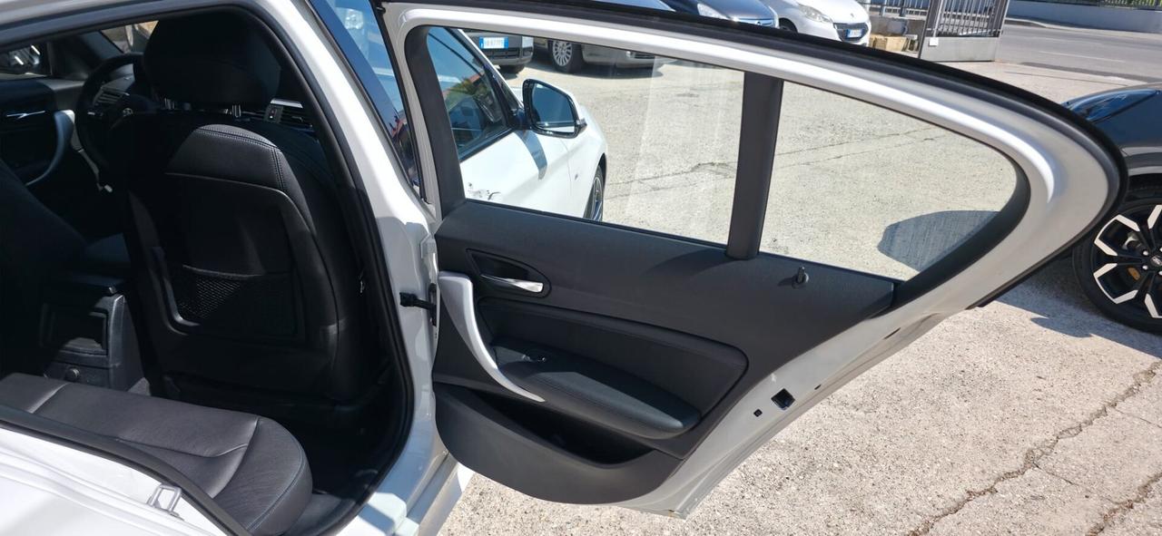 Bmw 116 116d 5p. Advantage