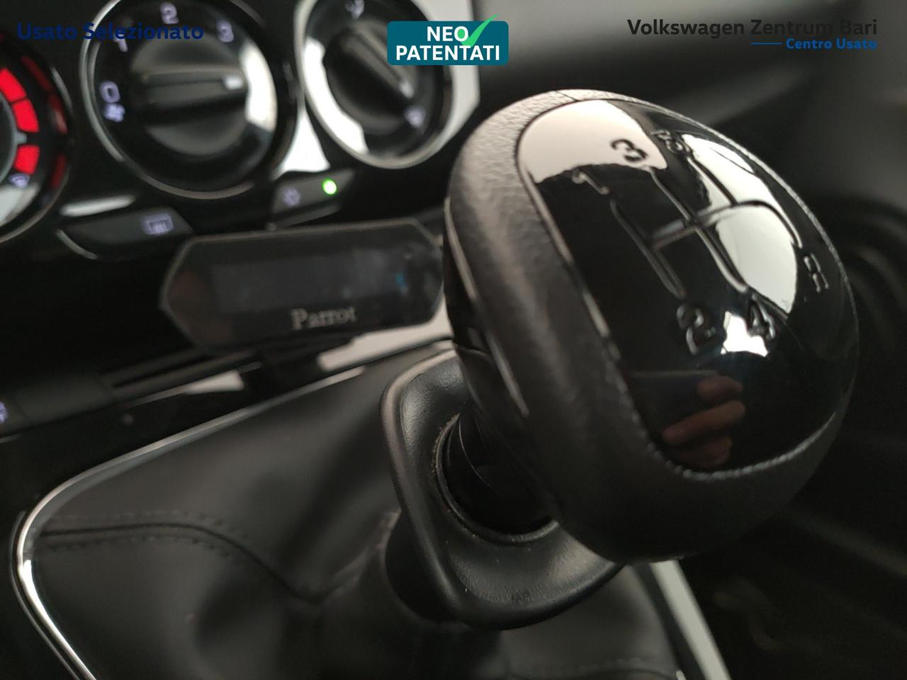 Lancia Ypsilon 0.9 t.air gold ecochic metano 80cv