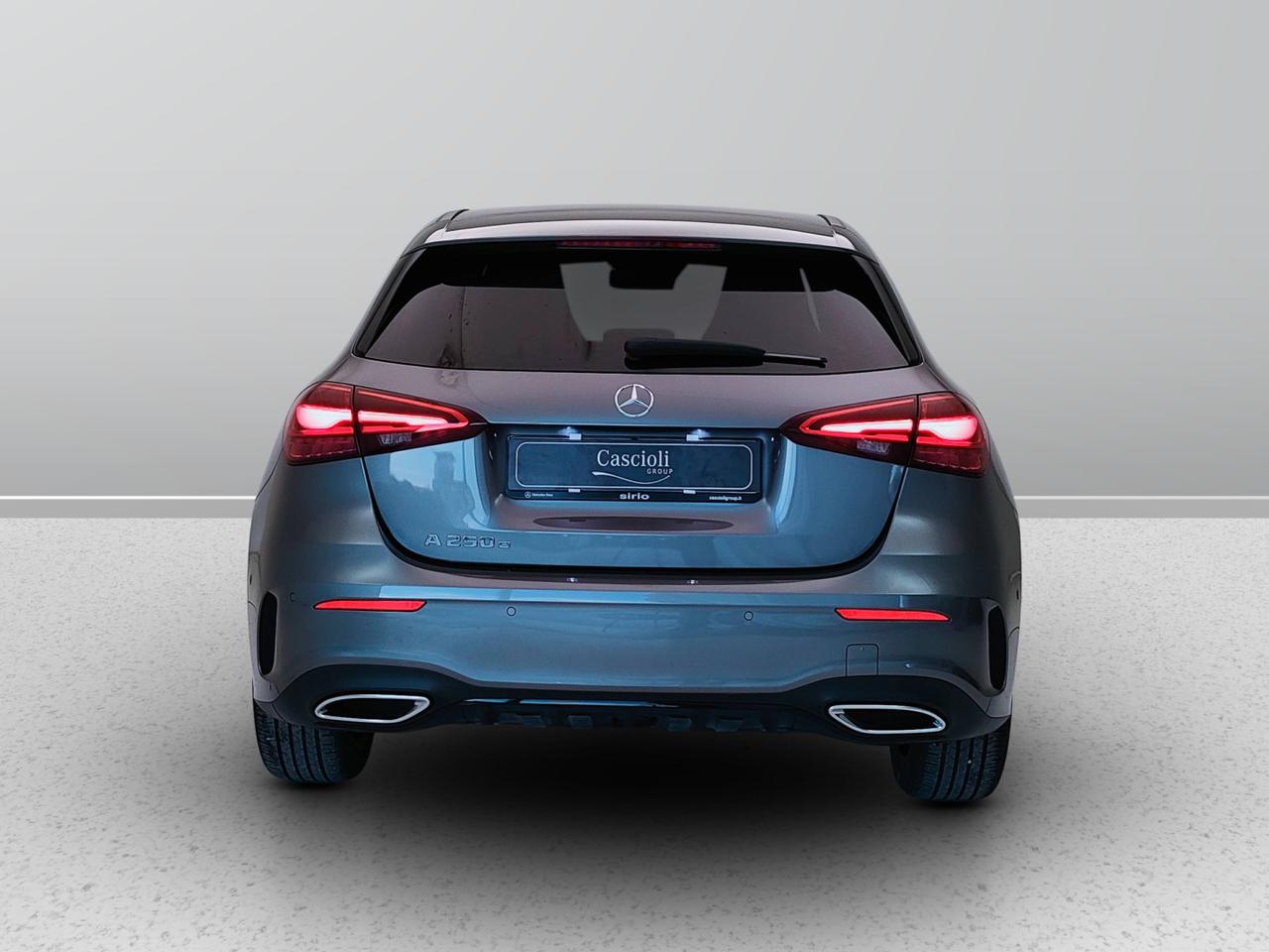 Mercedes-Benz Classe A - W177 2023 - A 250 e phev AMG Line Premium auto