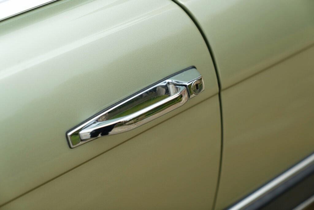 Mercedes-benz 500 SLC - MER00322