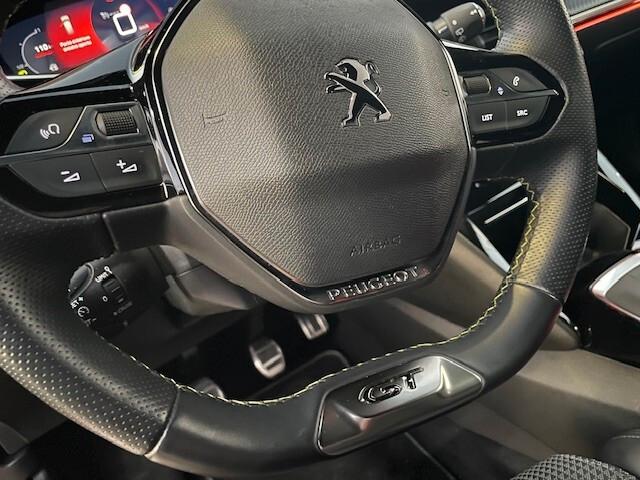 Peugeot 2008 PureTech 130 S&S GT