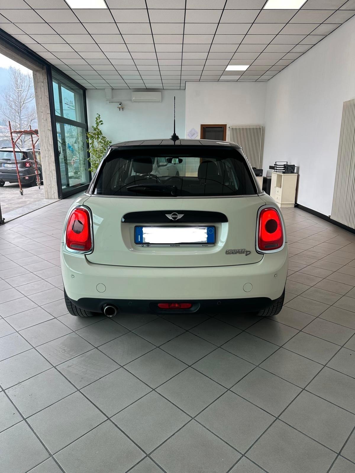 Mini Cooper D Mini 1.5 Cooper D Business XL 5 P manuale