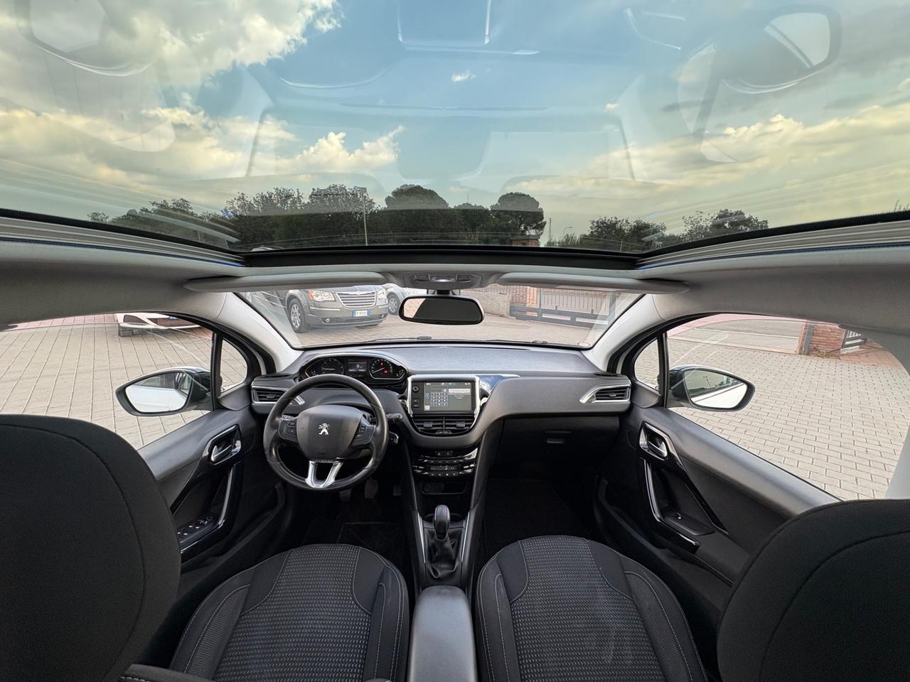 Peugeot 208 PureTech 82 5 porte Allure