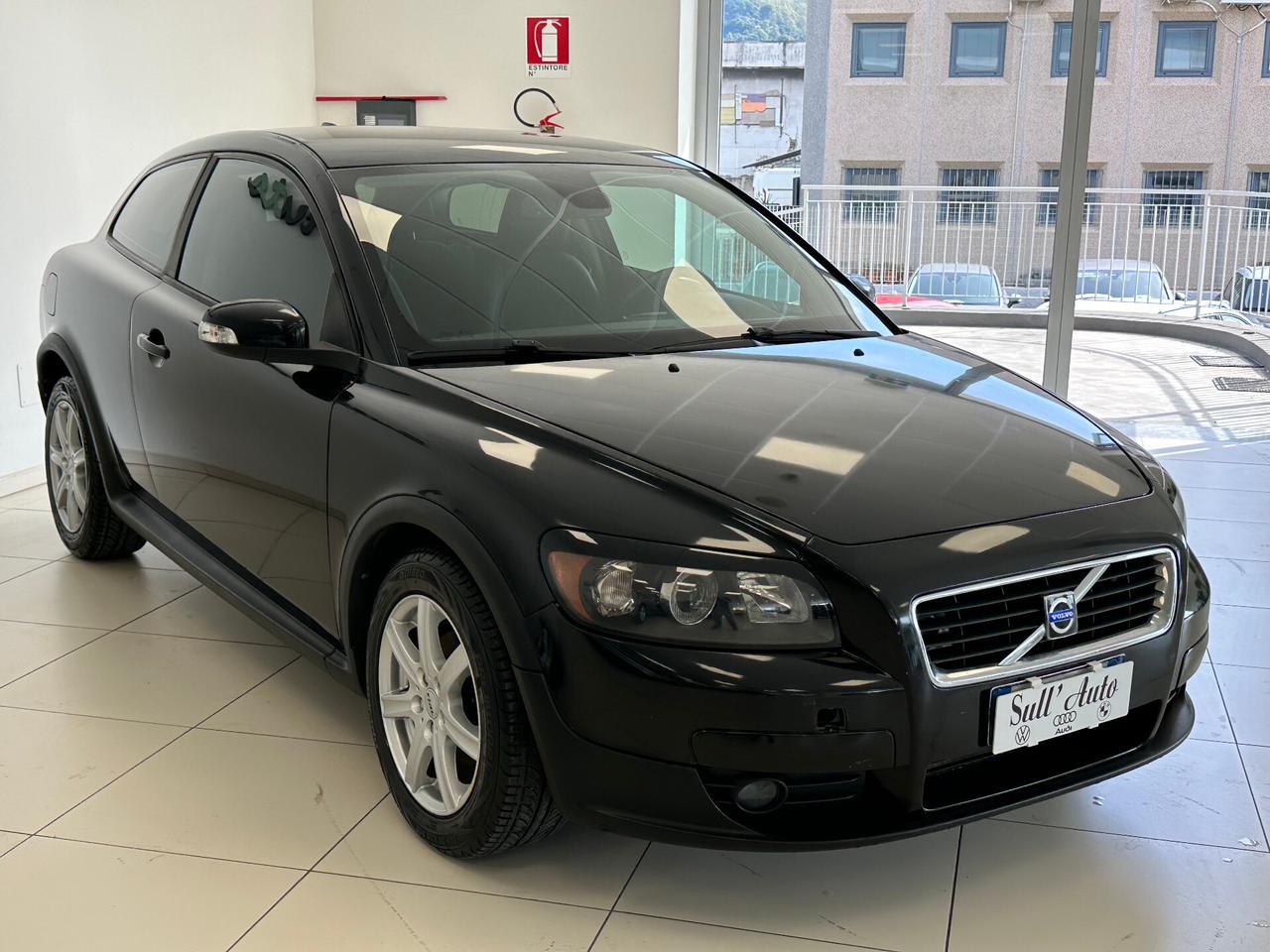 Volvo C30 2.0 D Kinetic 136 CV - 2008