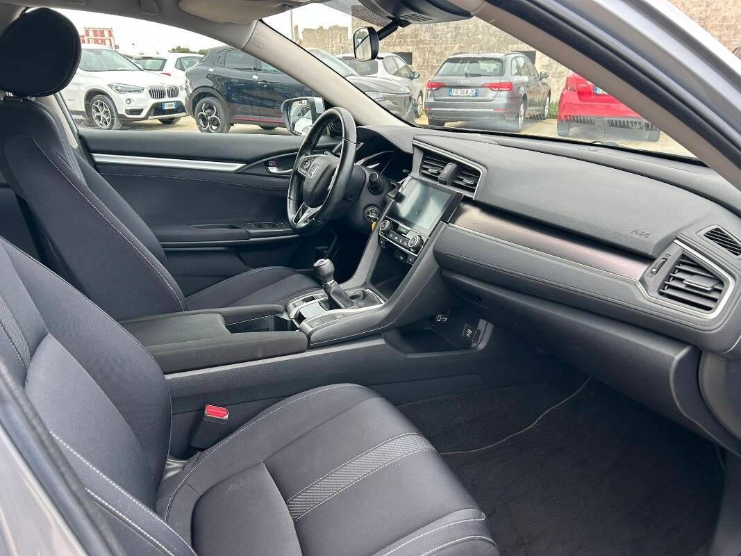 Honda Civic X 2017 4p Civic 4p 1.5 Elegance Navi