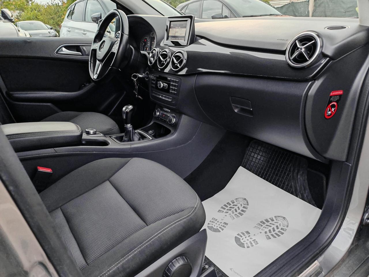 Mercedes-benz B 180CDI Executive 2013
