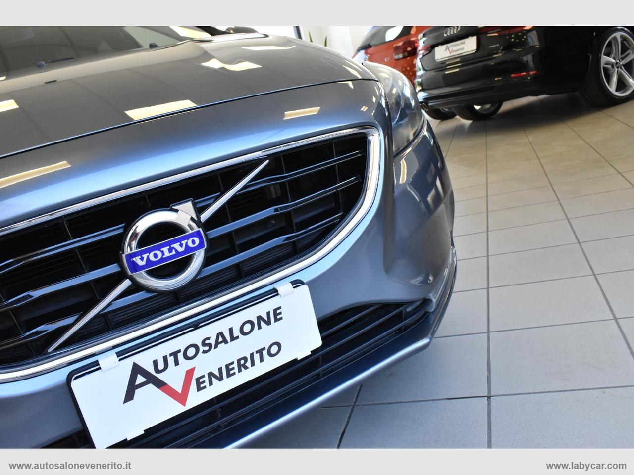VOLVO V40 D2 1.6 Summum