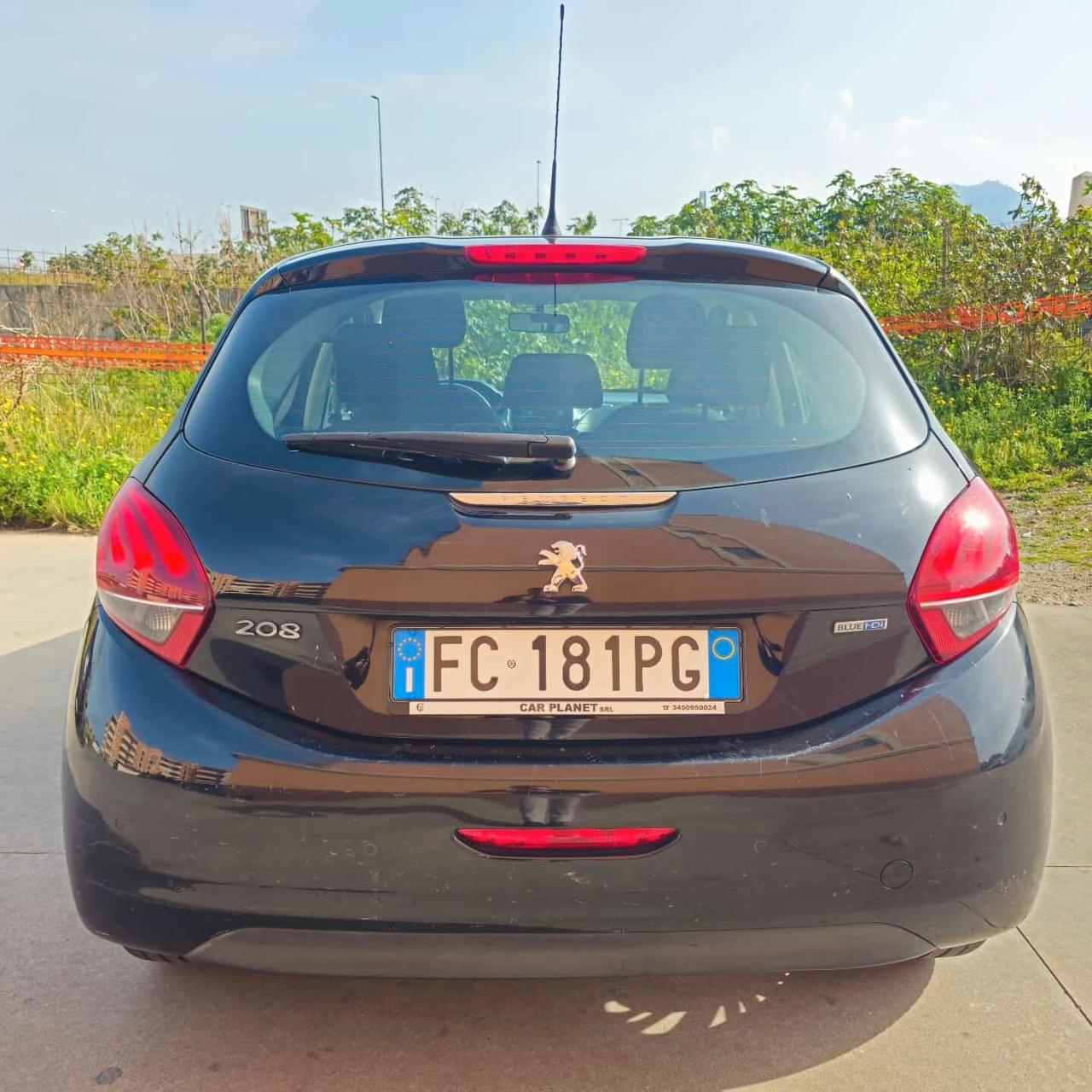 Peugeot 208 BlueHDi 75 5 porte Allure