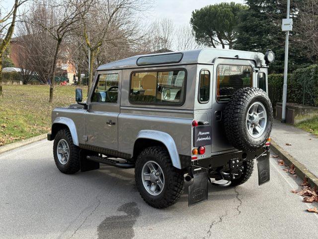 LAND ROVER Defender 90 2.2 SE TD4 Station Wagon UNICO PROPRIETARIO