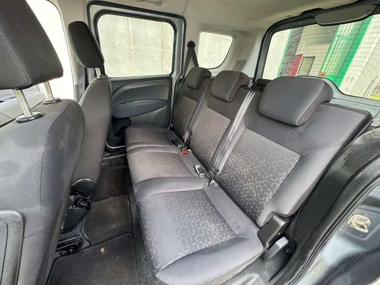 Fiat Doblò 1.6 MJT 16V 90CV Emotion SI NEOPATENTATI