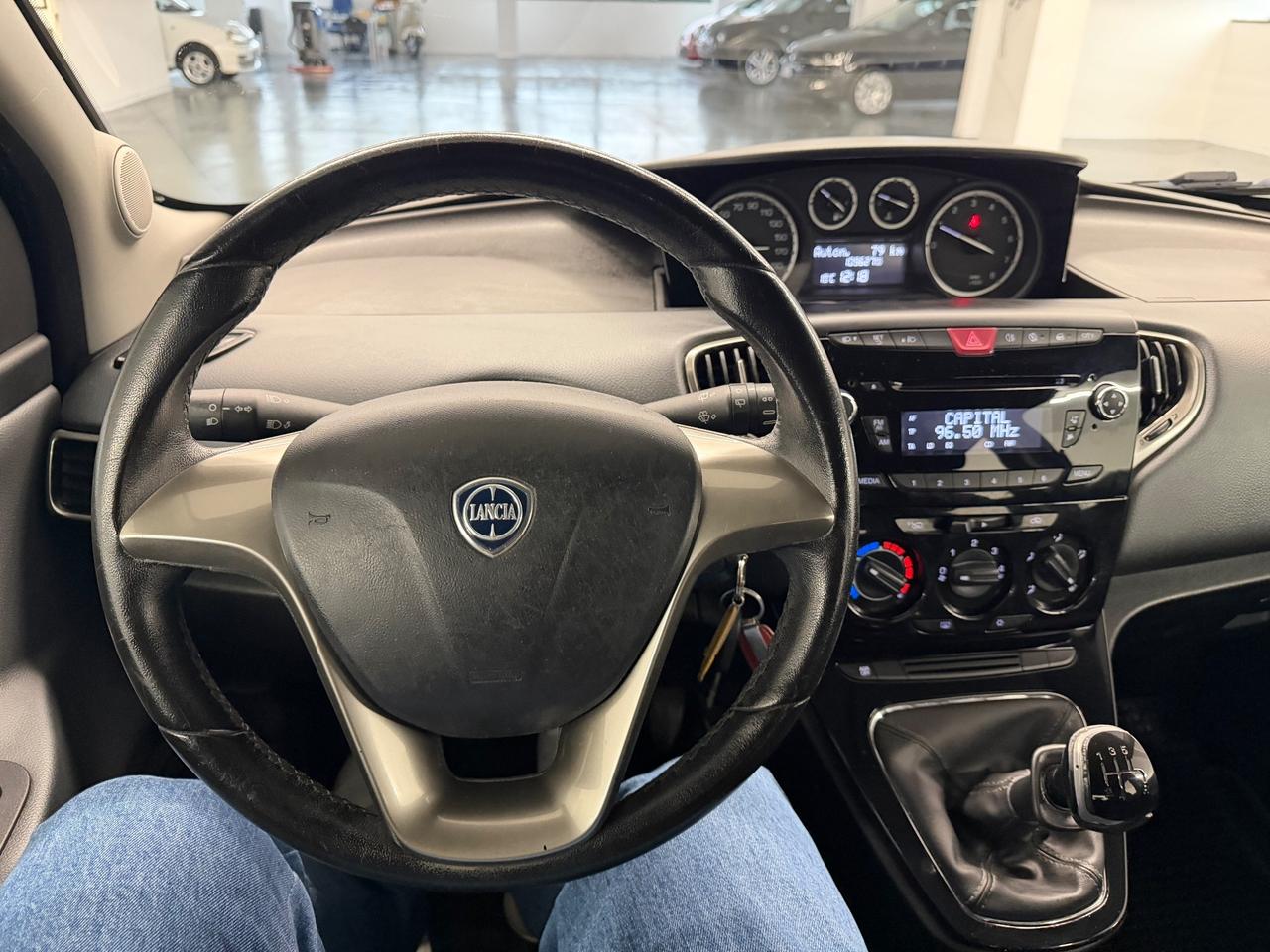 Lancia Ypsilon 1.2 69 CV 5 porte