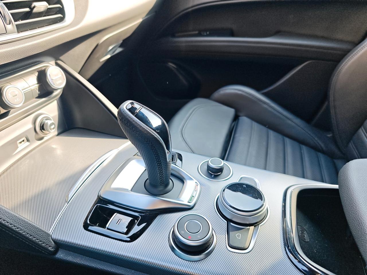 Alfa Romeo Stelvio 2.2 Turbodiesel 210 CV AT8 Q4 Veloce