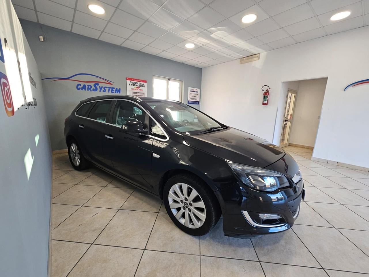Opel Astra 2.0 CDTI Sports Tourer aut. Cosmo
