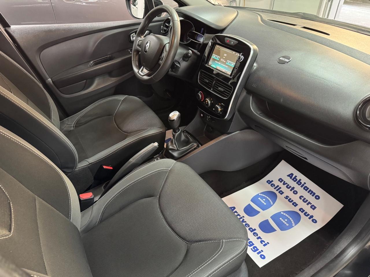 Renault Clio dCi 8V 75 CV 5 porte Moschino Intens