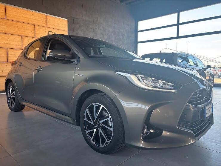 Toyota Yaris 1.5 Hybrid 5 porte Trend NEOPATENTATI