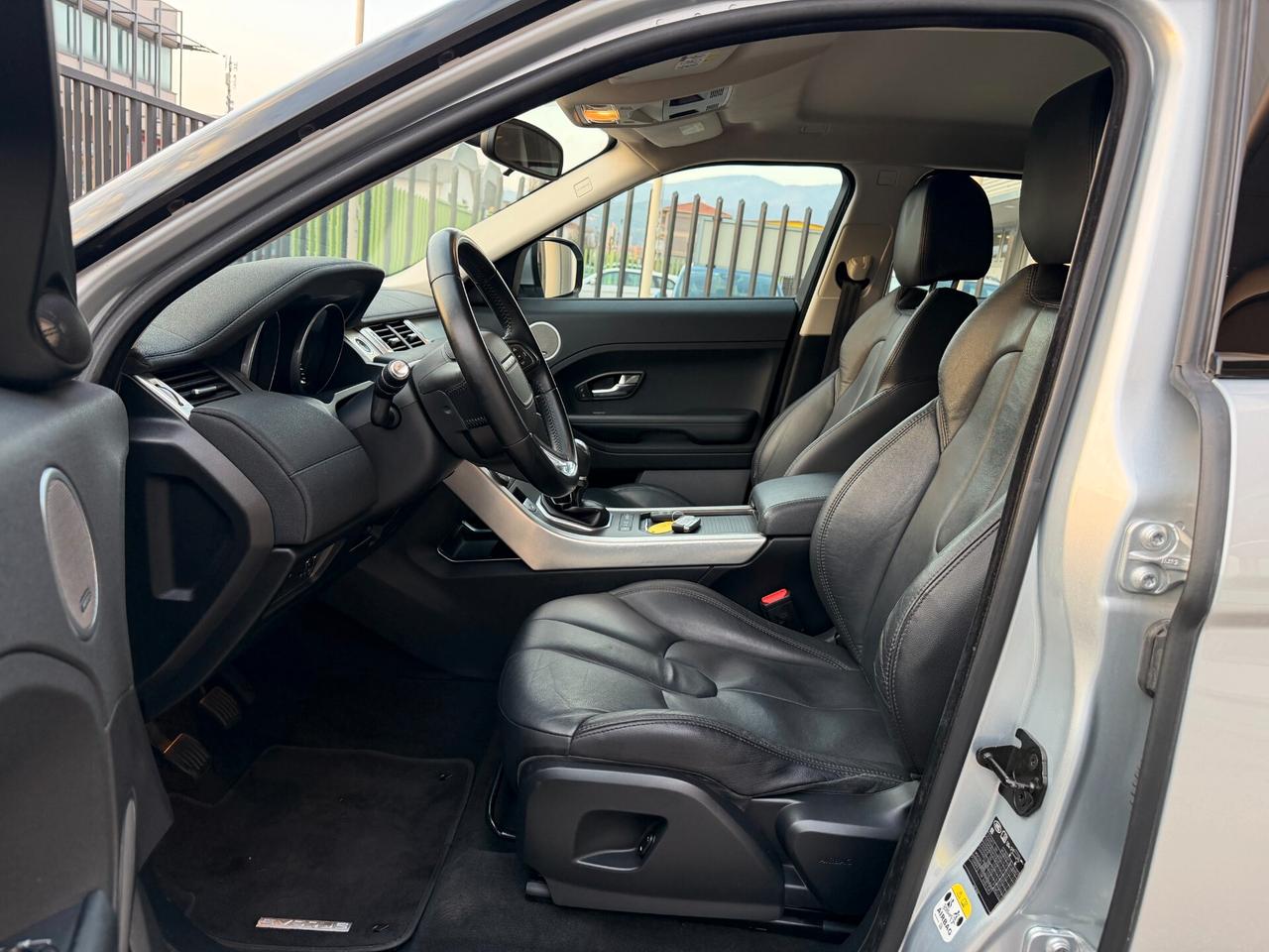 Land Rover Range Evoque 2.2 TD4 5p. Prestige