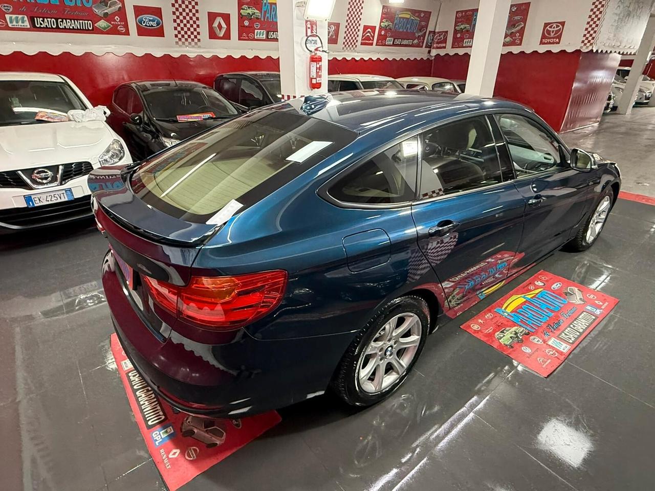 Bmw 2.0 184cv Gran Turismo 320d - 2015