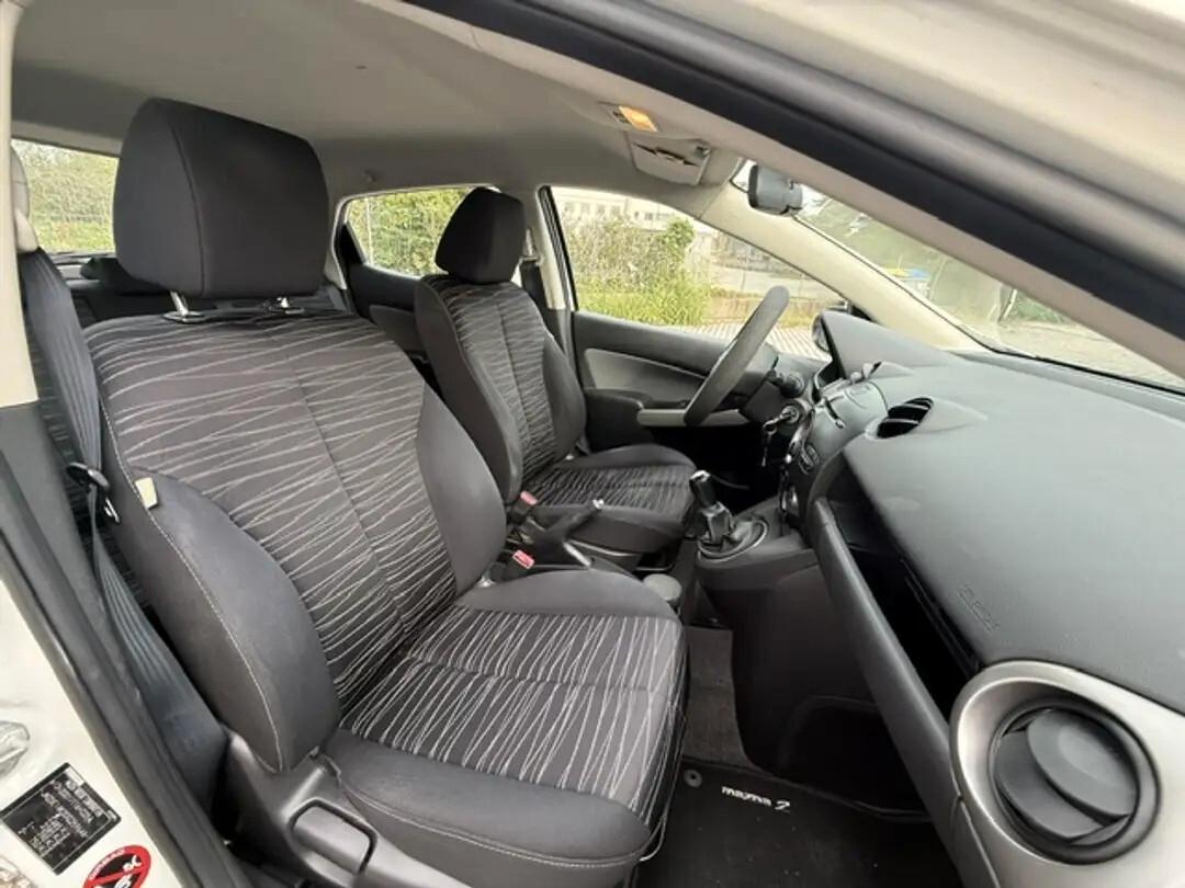 Mazda 2 Mazda2 1.3 16V 75CV 5p. Easy Clima