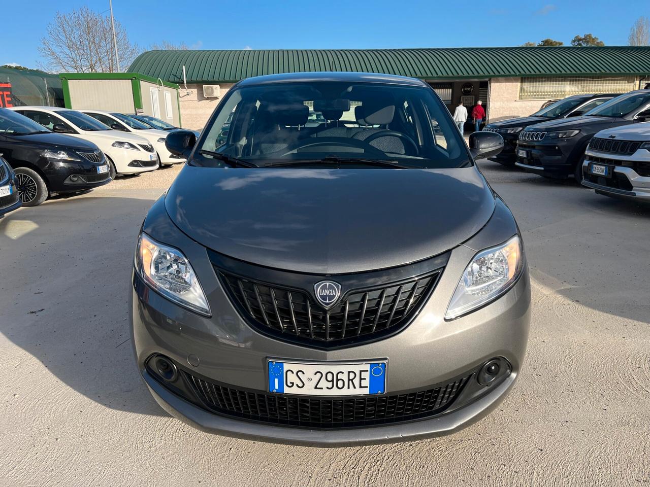 Lancia Ypsilon 1.0 FireFly 5 porte S&S Hybrid Oro