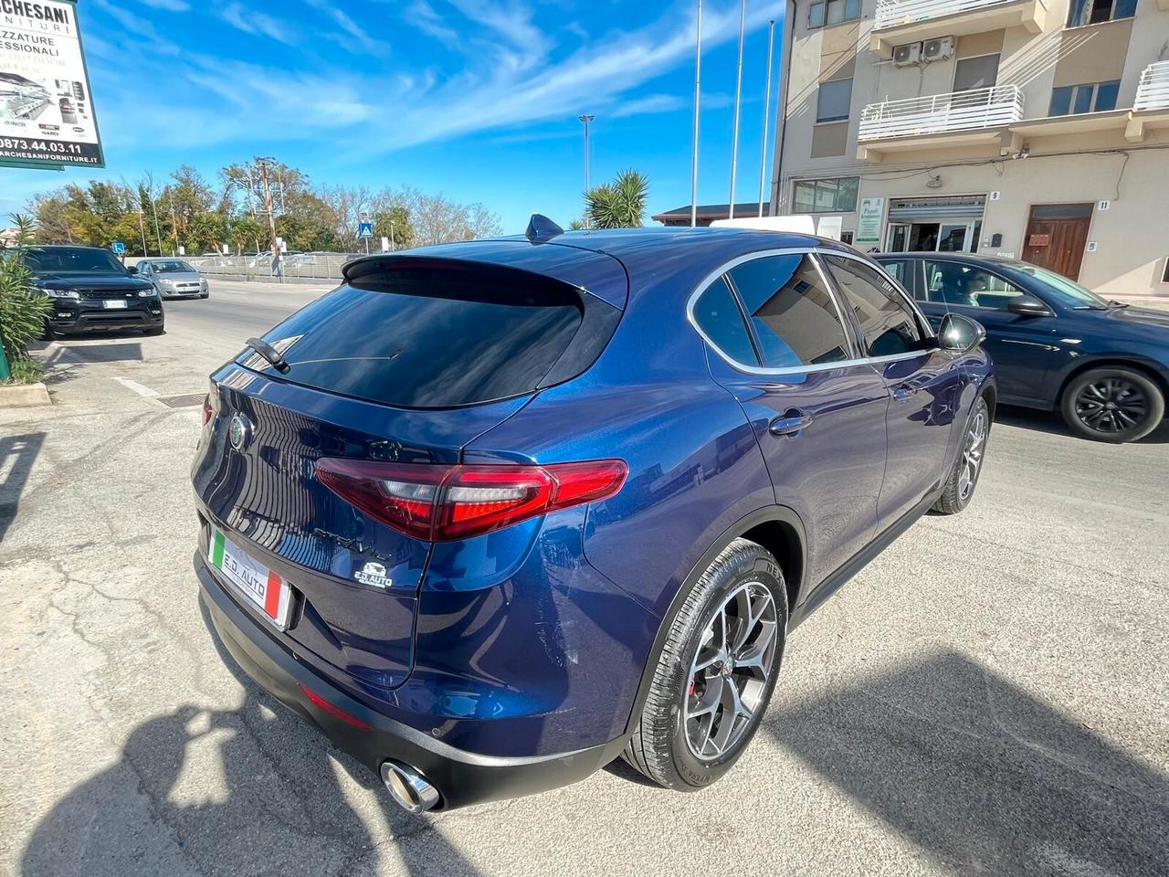 Alfa Romeo Stelvio 2.2 Turbodiesel 180 CV AT8 RWD Super