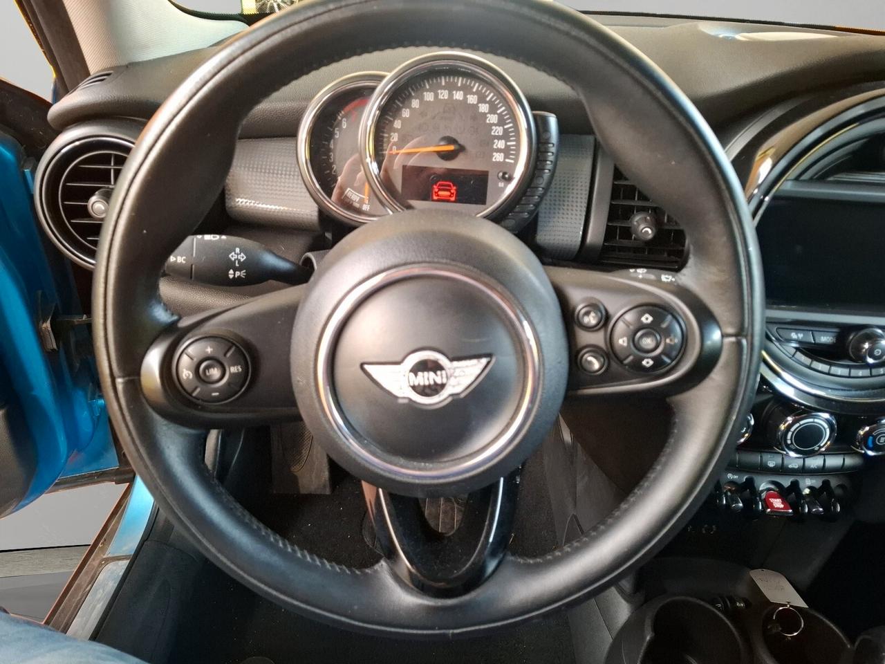 Mini COOPER 15 136CV 100 KW BENZINA NAVIGATORE