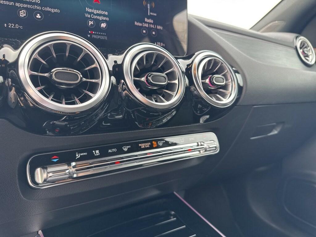 Mercedes GLA 200 200 D Premium 8G-DCT