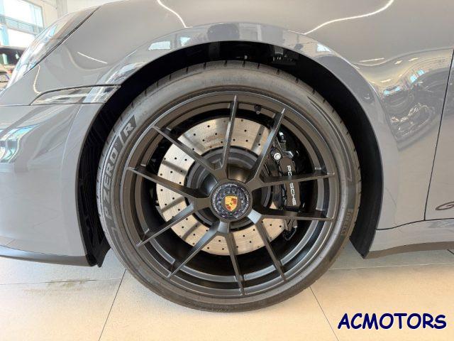 PORSCHE 911 992 Carrera GTS