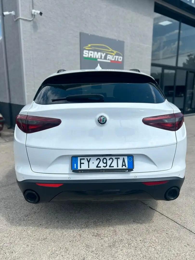 Alfa Romeo Stelvio 2.2 Turbodiesel 210 CV AT8 Q4 Business