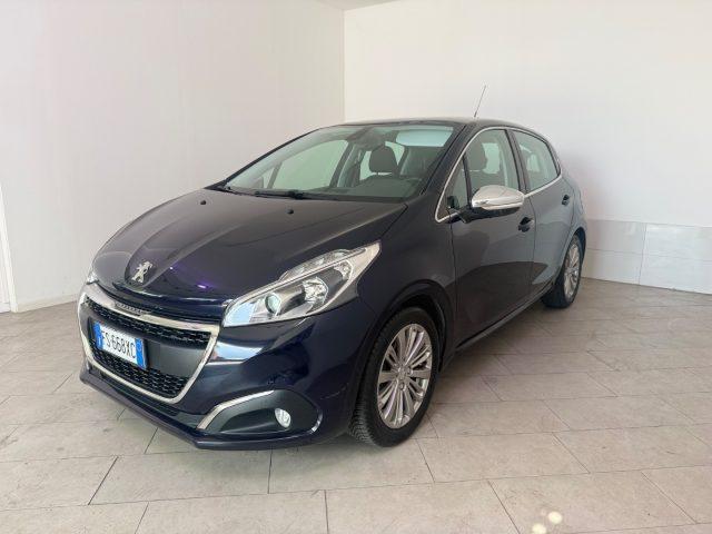 PEUGEOT 208 1° serie PureTech 82 5 porte Allure