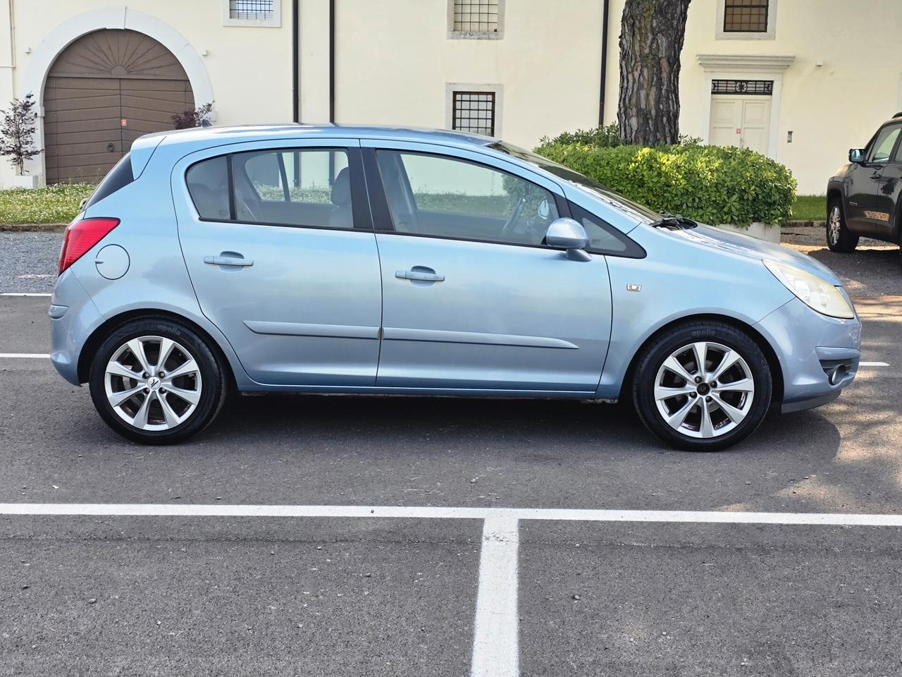 Opel Corsa 1.3 DIESEL OK PER NEOPATENTATI