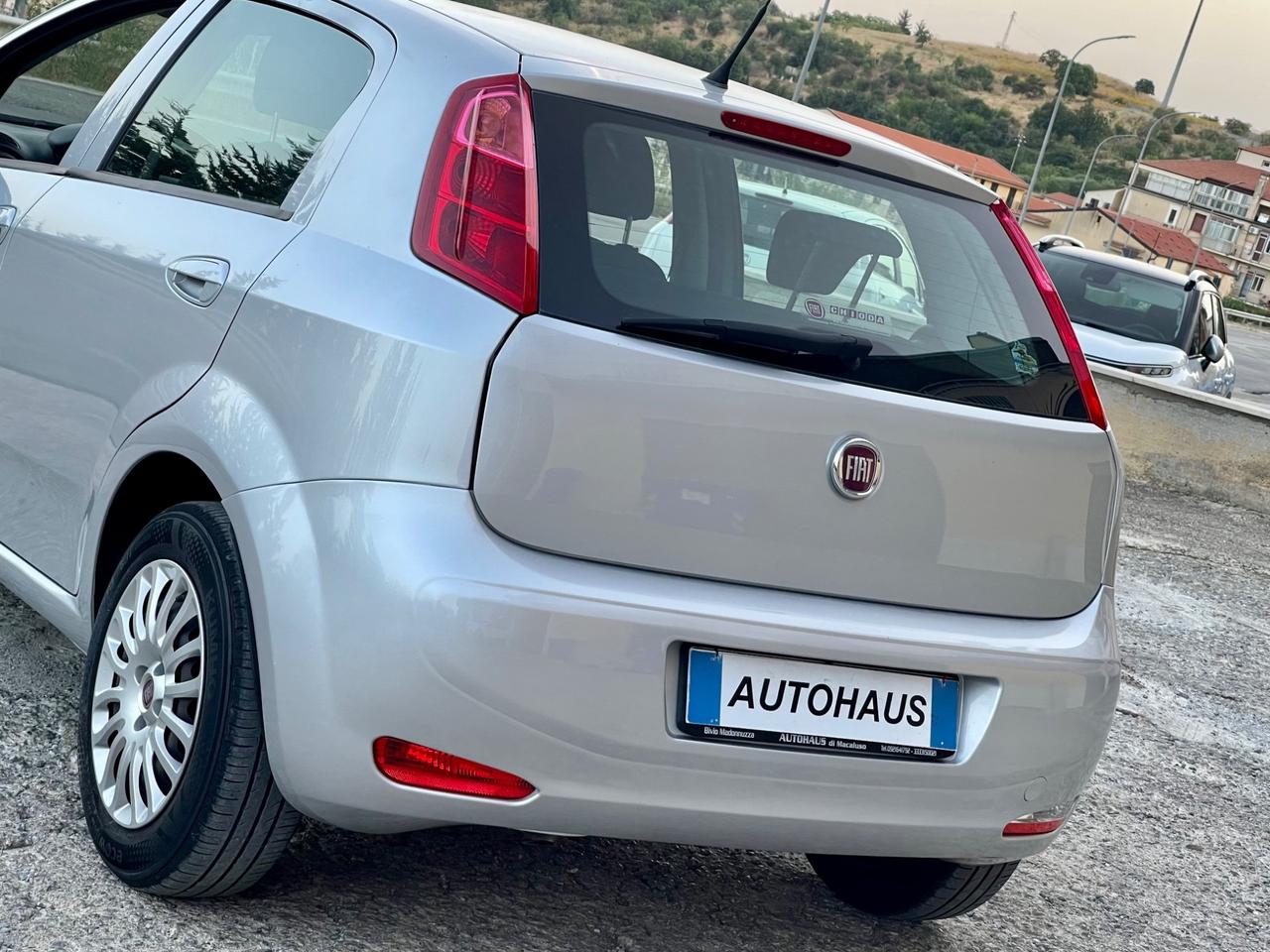 Fiat Punto 1.2 benzina 2017 - NEOPATENTATI