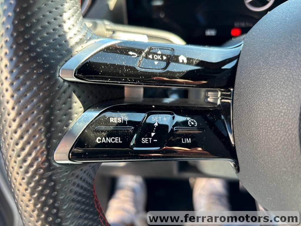 Mercedes GLA 200 d 4Matic AMG condizioni pari al nuovo -2024/ solo 34.000 KM Tua a soli 453 Euro al mese