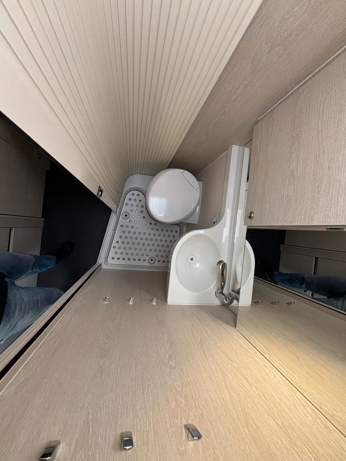 Altro TOURNE MOBIL 6.4 camper