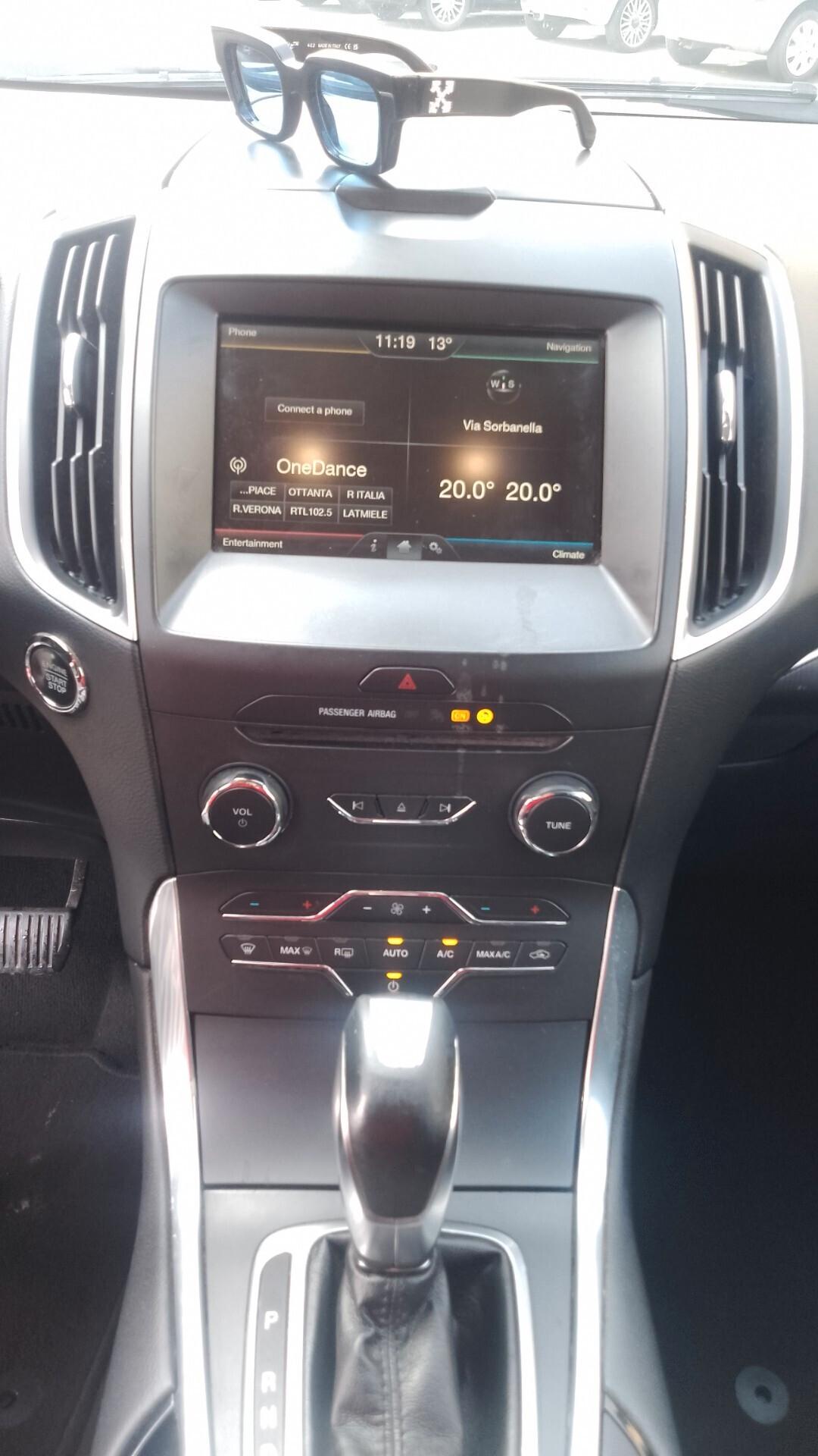 Ford S-Max 2.0 TDCi 180CV 7 POSTI Powershift Titanium