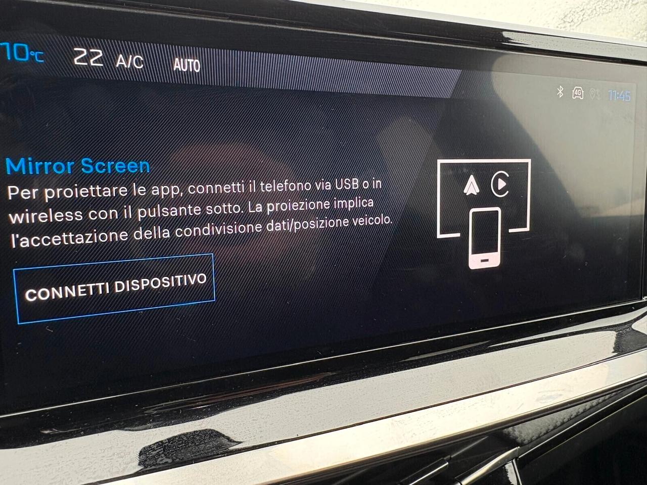 Peugeot 208 GT Hybrid 136 e-DCS6 SPOTICAR