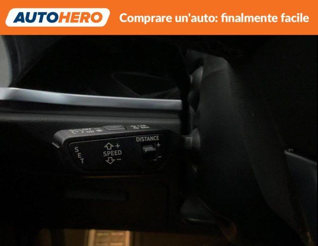 AUDI Q3 35 TDI S line edition