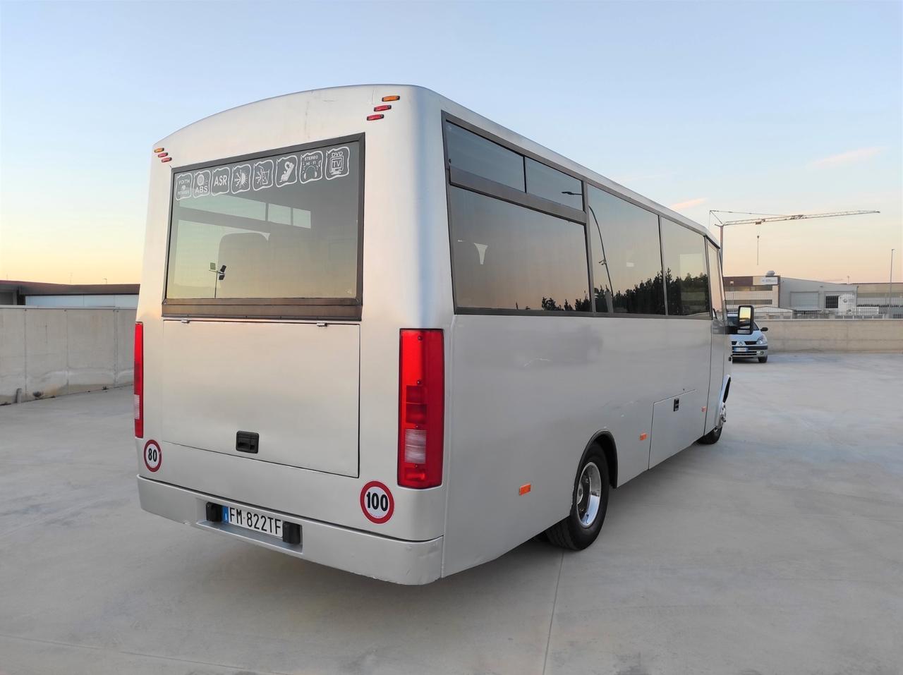 Iveco Minibus 25 POSTI - 2.5 Diesel 115cv