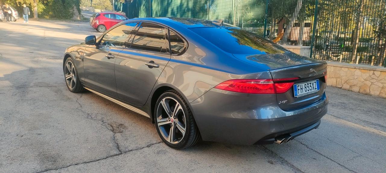 Jaguar XF 2.0 D 180 CV R-Sport
