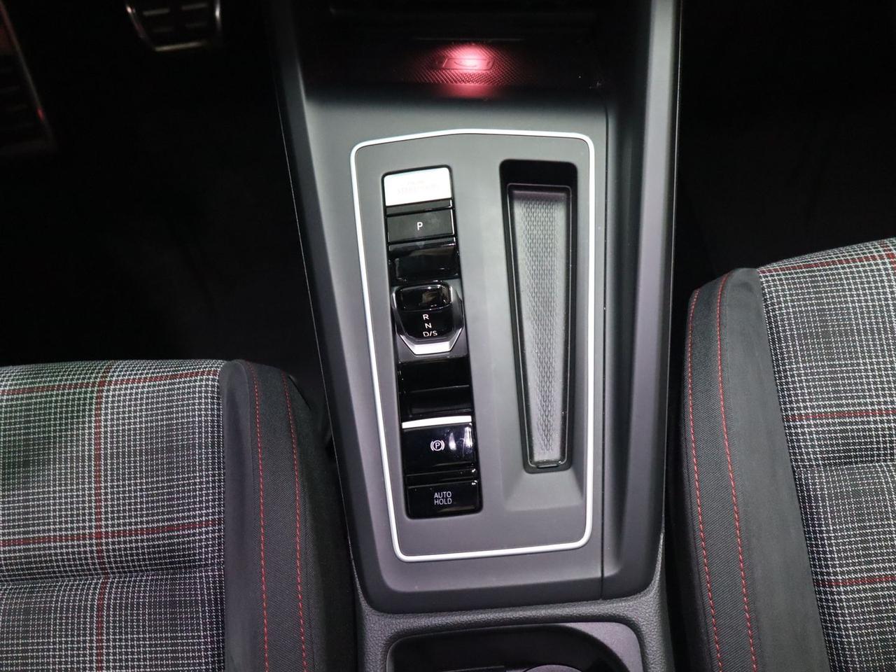 Volkswagen Golf GTI Ultimate 2.0 TSI GTI #10385