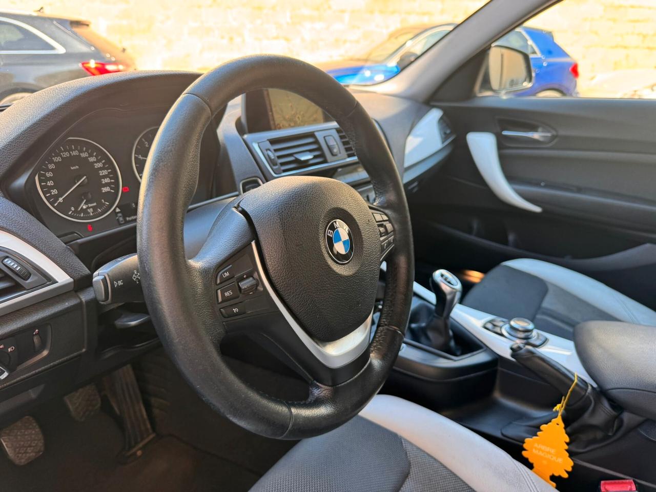 Bmw 116 116d 3p. Efficient Dynamics Urban