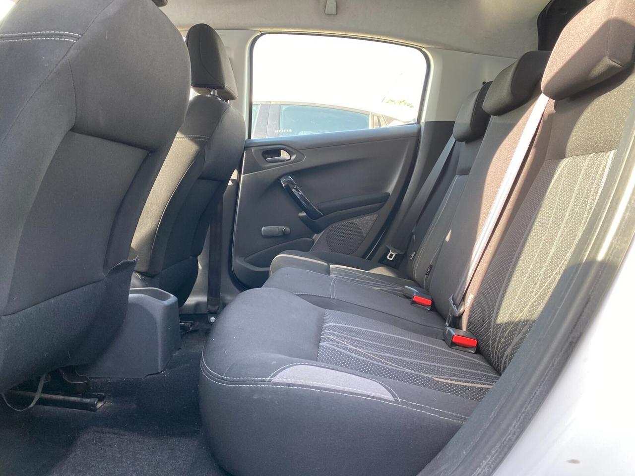 PEUGEOT - 208 - 1.2 VTi 82 CV 5p. Allure - NEOPATE