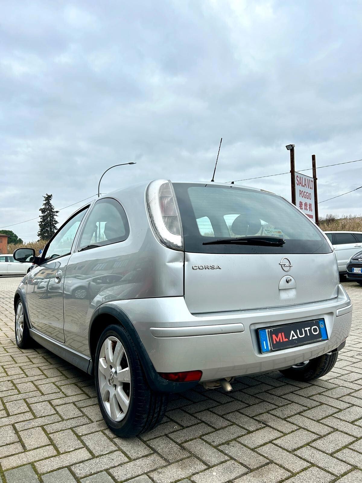 Opel Corsa 1.0i 12V cat 3 porte Club - OK NEOPATENTATO