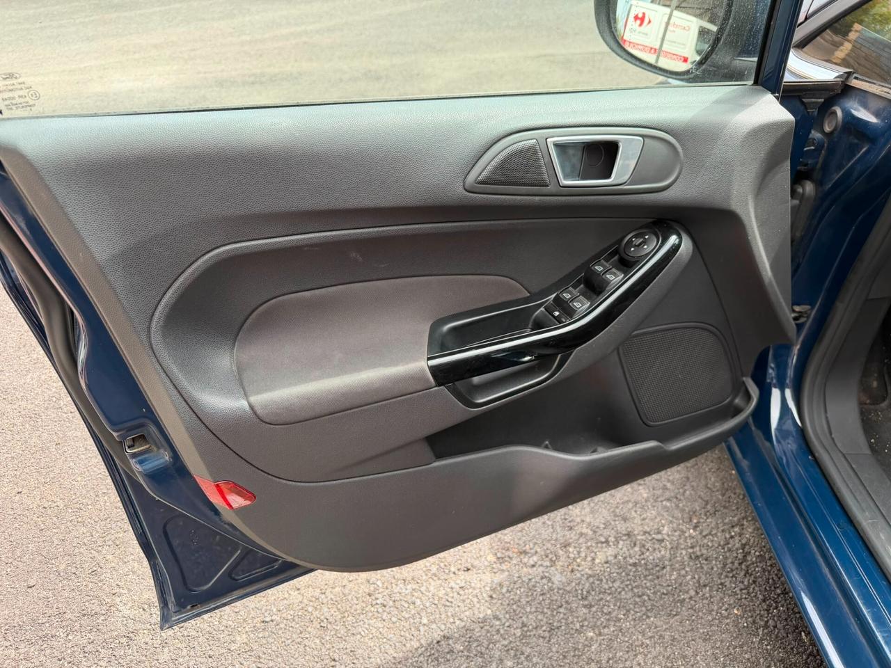 Ford Fiesta 1.5 TDCi 75CV 5 porte Business