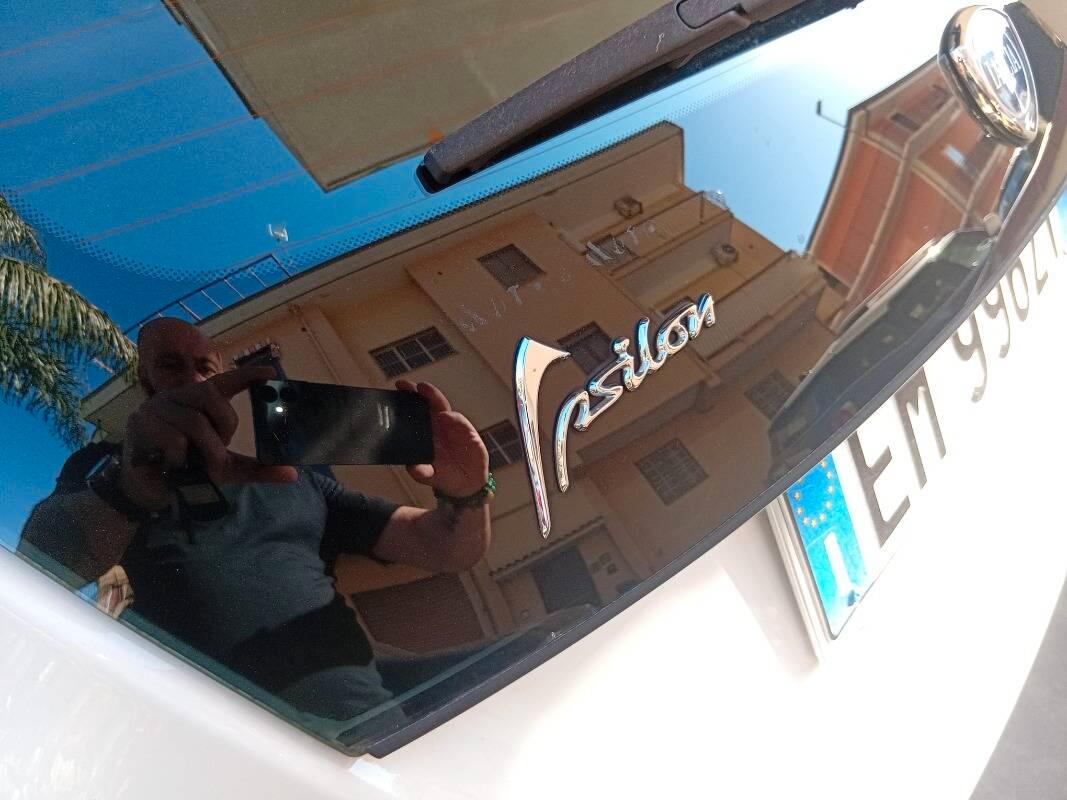 Lancia Ypsilon 1.3 mjt Silver s&s 95cv