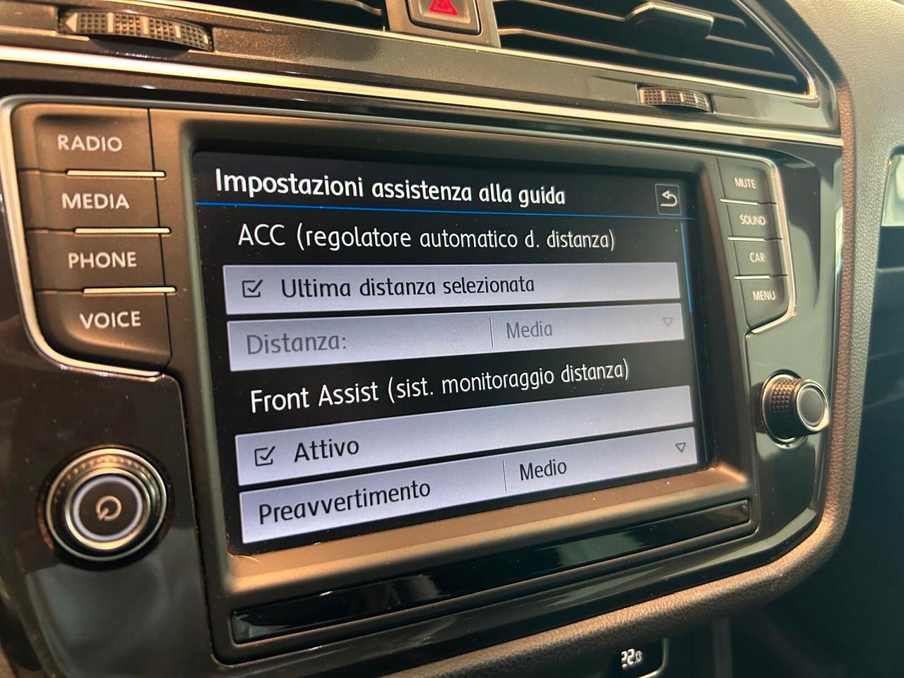 Volkswagen Tiguan 2.0 TDI SCR 4MOTION (4x4) Executive BlueMotion Technology
