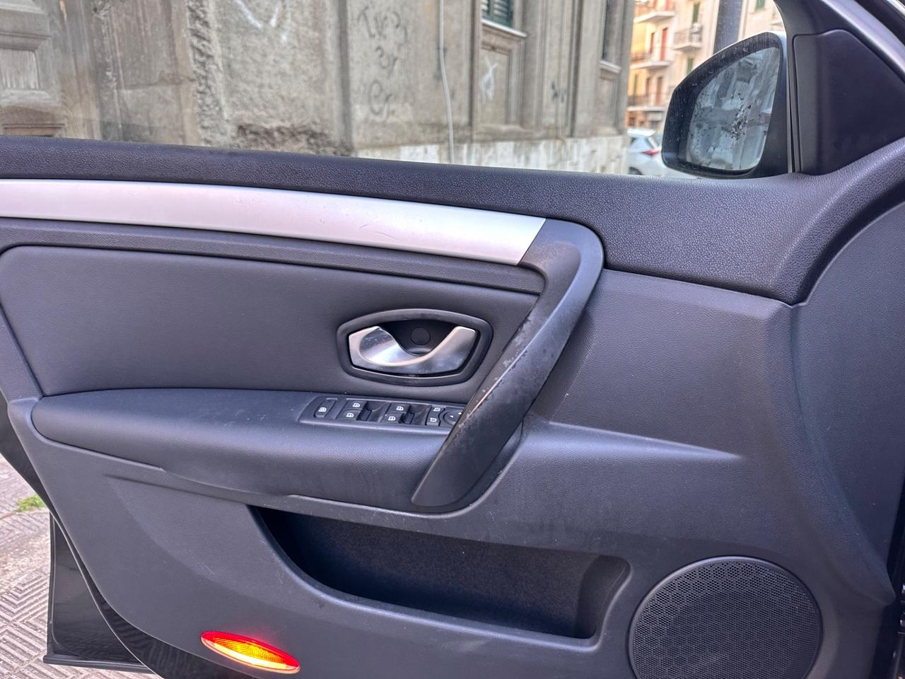 Renault Laguna 2.0 dCi 180CV SporTour GT